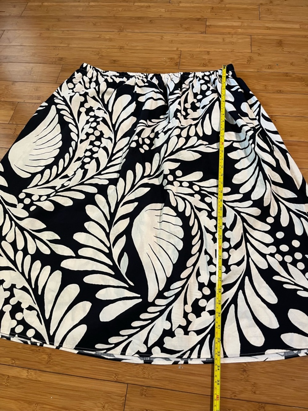 H&M Black and Cream Botanical Print Flared Midi Skirt 100% Cotton - Picture 6 of 8